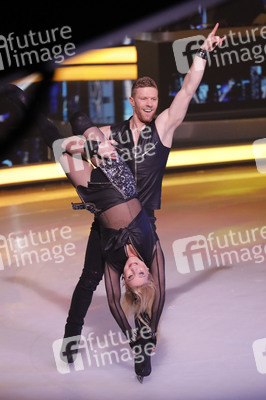 Halbfinale der TV Show 'Dancing on Ice' in Köln