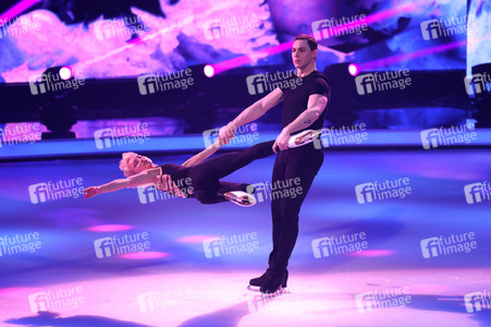 Halbfinale der TV Show 'Dancing on Ice' in Köln