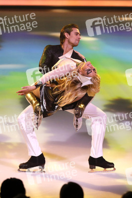 Halbfinale der TV Show 'Dancing on Ice' in Köln