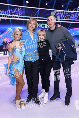 Halbfinale der TV Show 'Dancing on Ice' in Köln