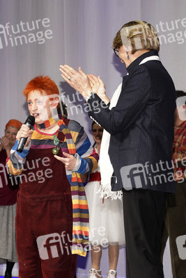 Ordensverleihung 'Officier des Arts et Lettres' an Katharina Thalbach in Berlin