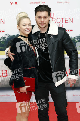 Filmpremiere 'Club der roten Bänder - Wie alles begann' in Köln
