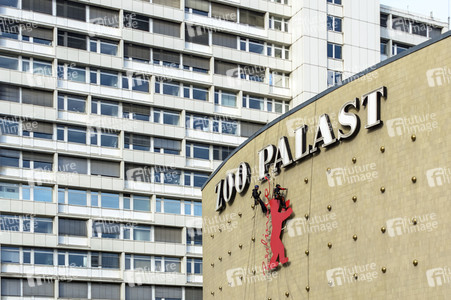 Berlinale Logo an Zoo Palast in Berlin