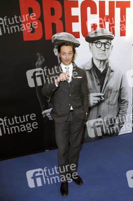 Photocall 'Brecht' in Hamburg
