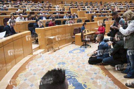 Pedro Sanchez bei Senatssitzung in Madrid