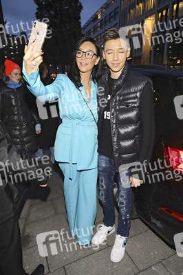 Kinder Frozen Pop-up Store Pre-Opening Event in Hamburg