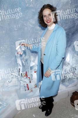 Kinder Frozen Pop-up Store Pre-Opening Event in Hamburg