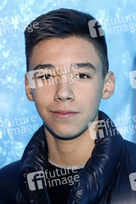 Kinder Frozen Pop-up Store Pre-Opening Event in Hamburg