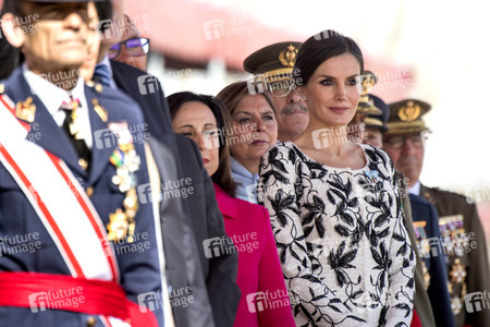 Flaggenzeremonie mit Königin Letizia in Paracuellos de Jarama