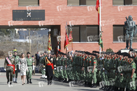 Flaggenzeremonie mit Königin Letizia in Paracuellos de Jarama
