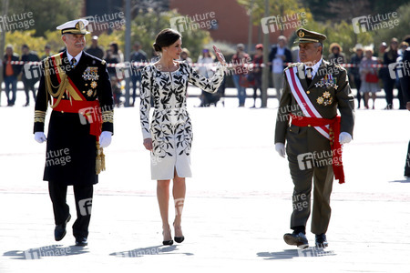 Flaggenzeremonie mit Königin Letizia in Paracuellos de Jarama