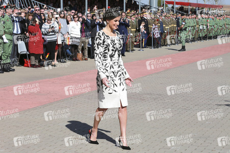 Flaggenzeremonie mit Königin Letizia in Paracuellos de Jarama