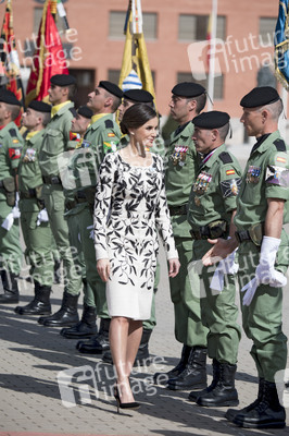 Flaggenzeremonie mit Königin Letizia in Paracuellos de Jarama