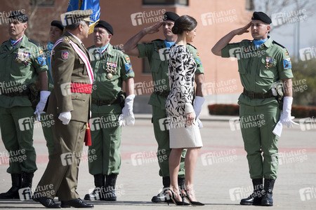 Flaggenzeremonie mit Königin Letizia in Paracuellos de Jarama