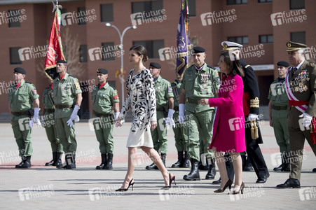 Flaggenzeremonie mit Königin Letizia in Paracuellos de Jarama
