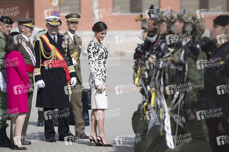 Flaggenzeremonie mit Königin Letizia in Paracuellos de Jarama