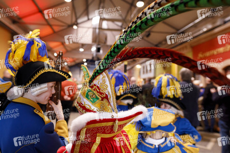 Richtfest für den Rosenmontagszug 2019 in Köln