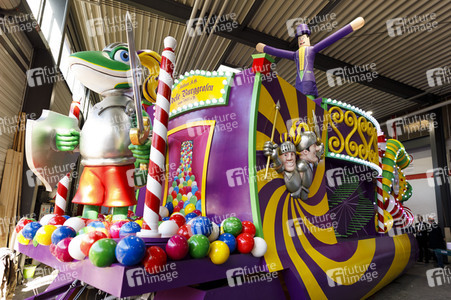 Richtfest für den Rosenmontagszug 2019 in Köln