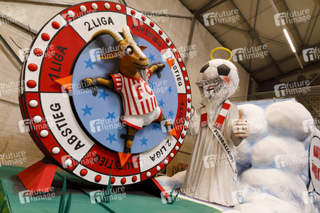 Richtfest für den Rosenmontagszug 2019 in Köln