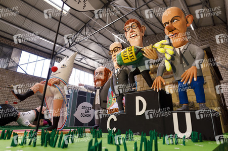 Richtfest für den Rosenmontagszug 2019 in Köln