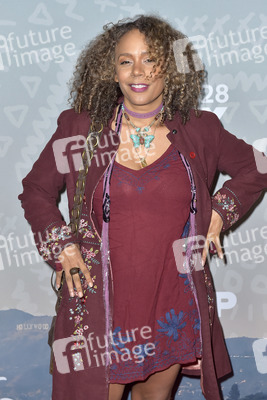 Season 3 Premiere 'Better Things' in Santa Monica