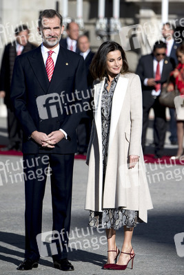 Begrüßungszeremonie für Präsident Vizcarra in Madrid