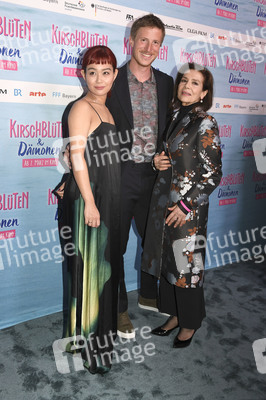 Filmpremiere 'Kirschblüten & Dämonen' in München