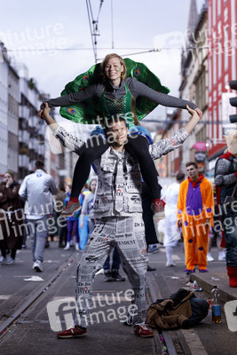 Weiberfastnacht in Köln