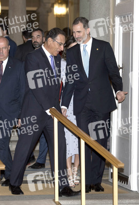 Empfang von Präsident Vizcarra zu Ehren der spanischen Royals in Madrid