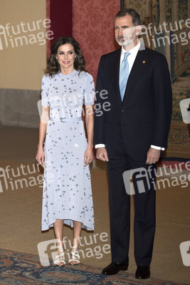 Empfang von Präsident Vizcarra zu Ehren der spanischen Royals in Madrid