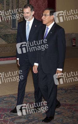 Empfang von Präsident Vizcarra zu Ehren der spanischen Royals in Madrid