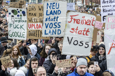 Demonstration gegen EU-Urheberrechtsreform in Berlin