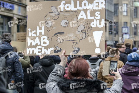 Demonstration gegen EU-Urheberrechtsreform in Berlin