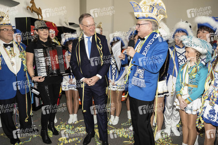 Rosenmontagsparty in der Staatskanzlei Hannover