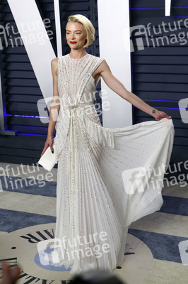 Vanity Fair Oscar Party 2019 in Beverly Hills