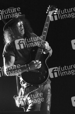 Konzert von Slash feat. Myles Kennedy & The Conspirators in Hamburg