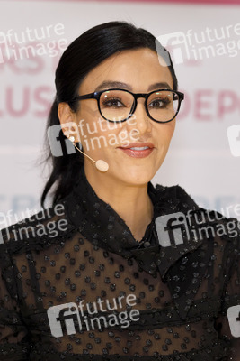 Buchsignierstunde mit Verona Pooth in Köln