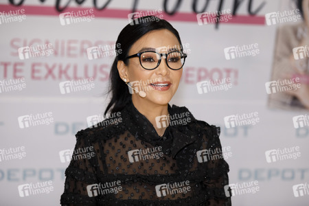 Buchsignierstunde mit Verona Pooth in Köln