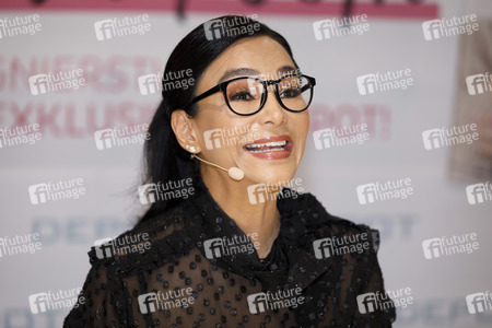 Buchsignierstunde mit Verona Pooth in Köln