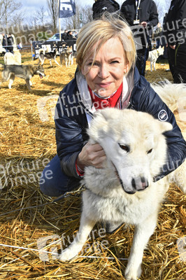 Baltic Lights Hunderennen 2019 auf Usedom