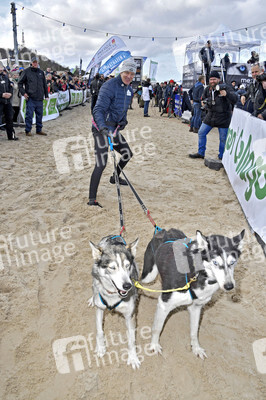 Baltic Lights Hunderennen 2019 auf Usedom