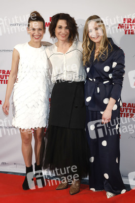 Filmpremiere 'Frau Mutter Tier' in München