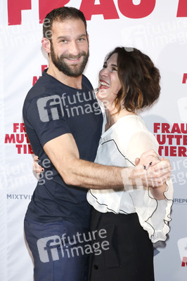 Filmpremiere 'Frau Mutter Tier' in München