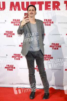 Filmpremiere 'Frau Mutter Tier' in München
