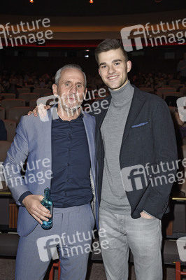 Filmpremiere 'Head Full of Honey' in Berlin