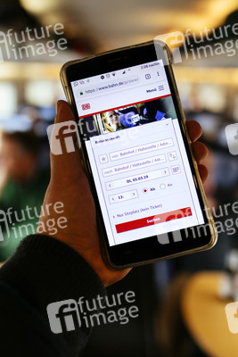 Symbolbild Reiseauskunft