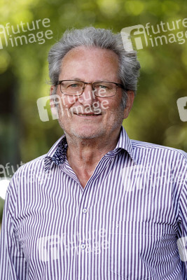 Fotoshooting mit Werner Rügemer in Köln