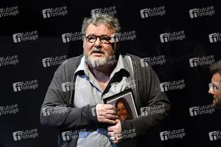 Theaterprobe 'Monsieur Pierre geht online' in Berlin