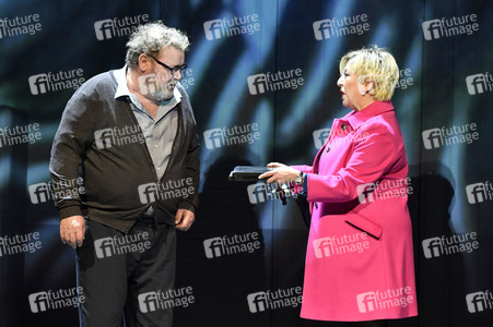 Theaterprobe 'Monsieur Pierre geht online' in Berlin