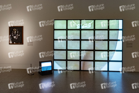 Ausstellungseröffnung 'Michael Jackson: On the Wall' in Bonn